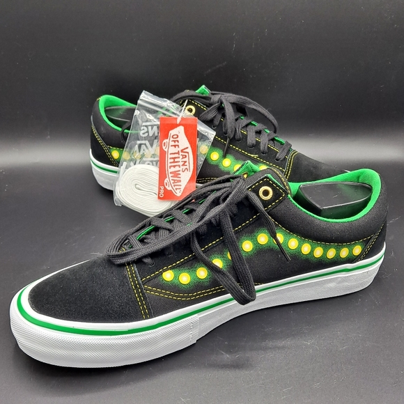 NEW Mens Vans Old Skool Pro Shake Junt Black Shoes - Picture 2 of 9